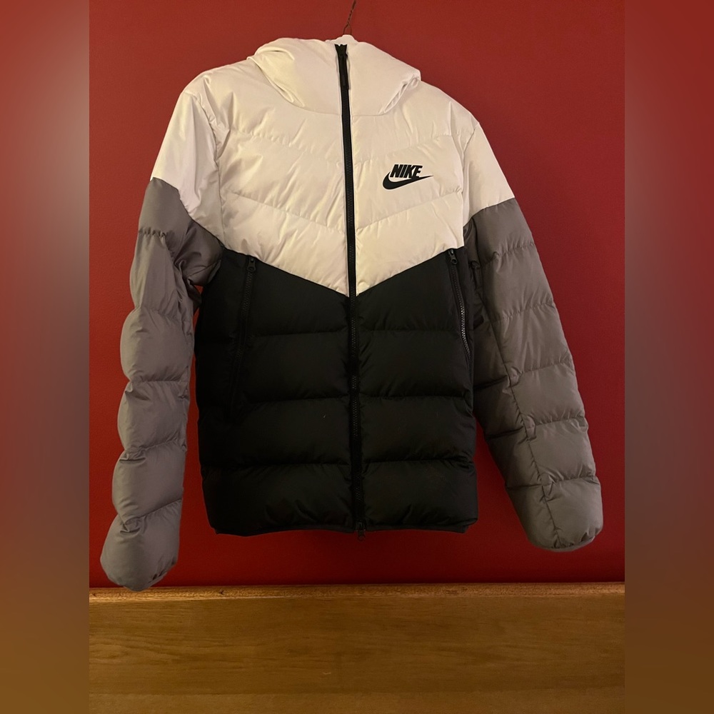 Nike Mens Down Puffer Jacket